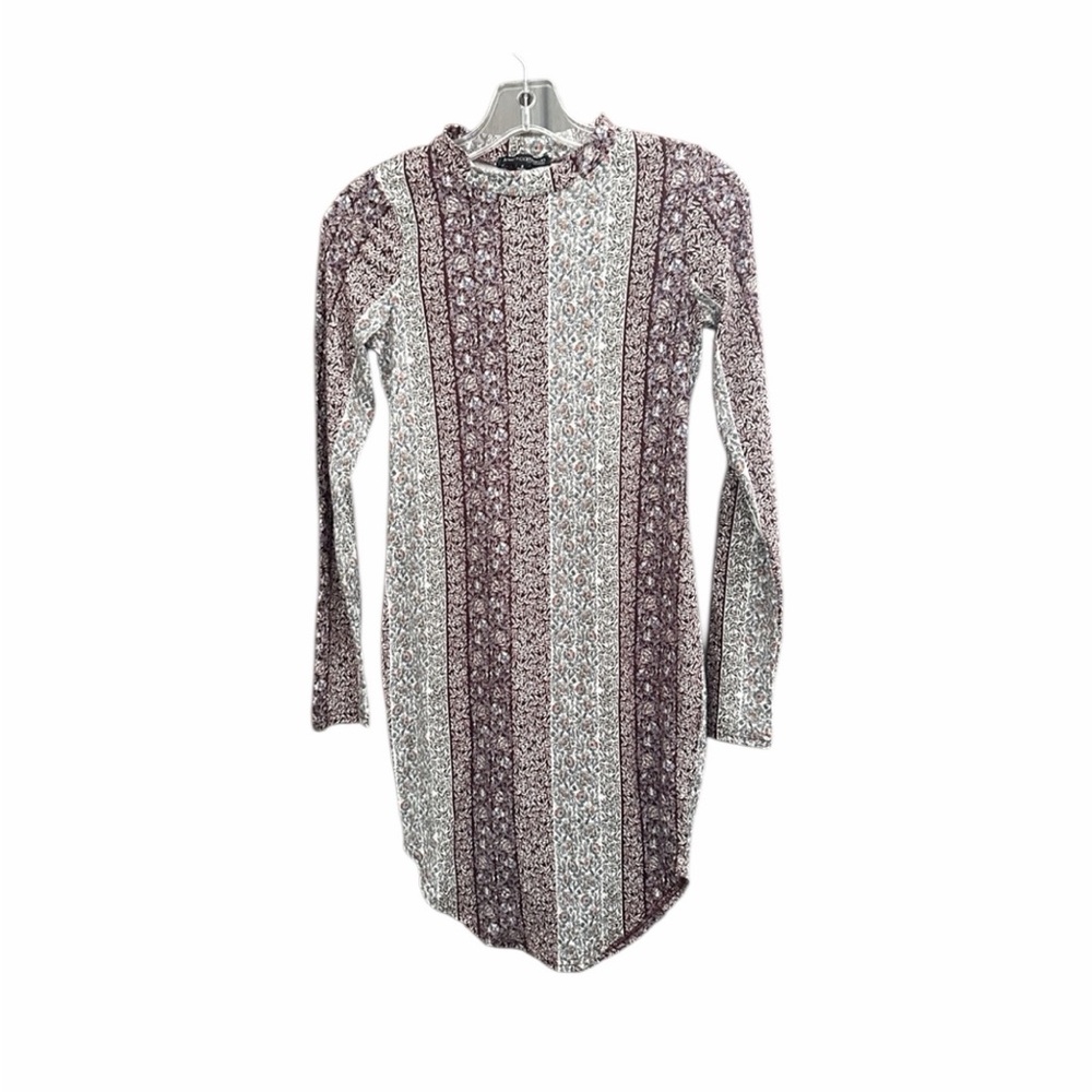 Women’s Fitted Dress New Without Tags Casual Floral Long Sleeve Mock